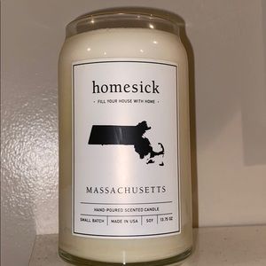 Homesick Candle - New (Soy); Massachusetts